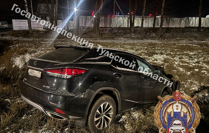 Водитель «Лады» устроил ДТП с «Лексусом» на Венёвском шоссе в Туле