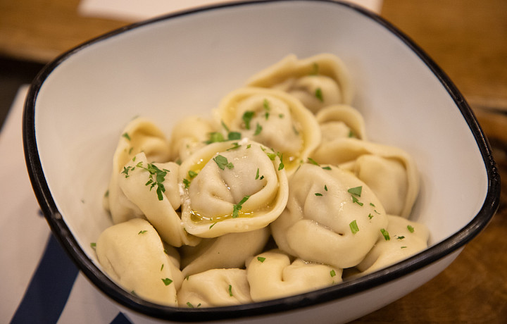 Народные приметы 26 ноября: почему нужно лепить пельмени в День Златоуста