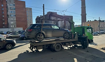 Автомобиль злостного неплательщика штрафов арестовали в Туле