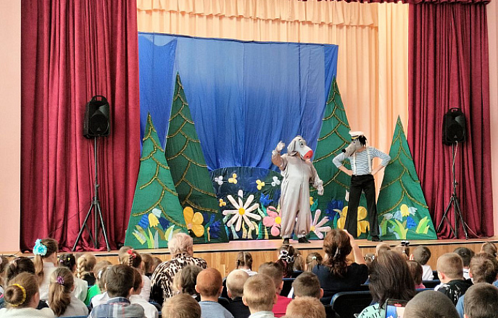 Тульский театр кукол выступил в Мариуполе