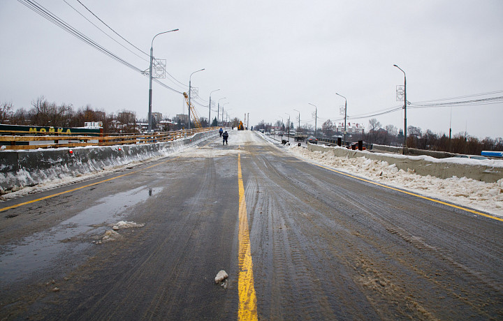 На Московском путепроводе в Туле останутся две полосы для движения