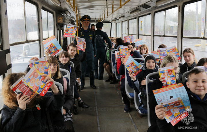 В Туле вышел на маршрут трамвай безопасности