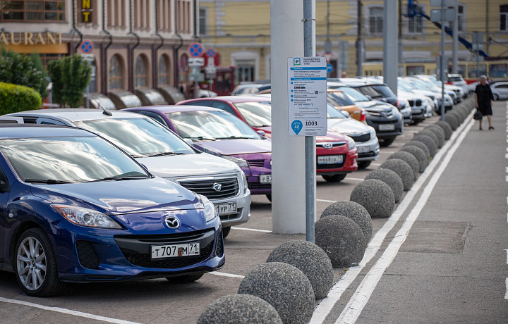 На площади Ленина в Туле на 12 дней ограничат парковку транспорта