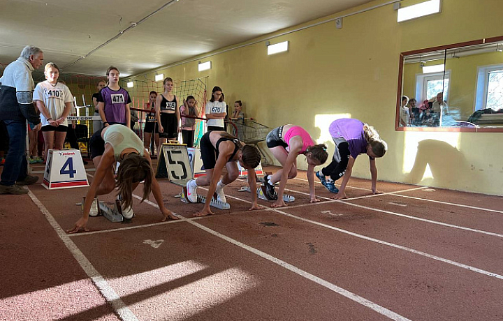 Стартовали межрегиональные соревнования по легкой атлетике «Тульские надежды»