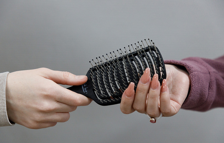 Педиатр рассказал, как защитить ребенка от вшей