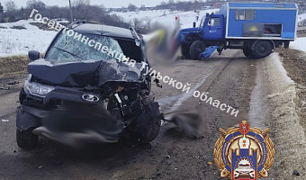 В Куркино пьяный водитель въехал в грузовик