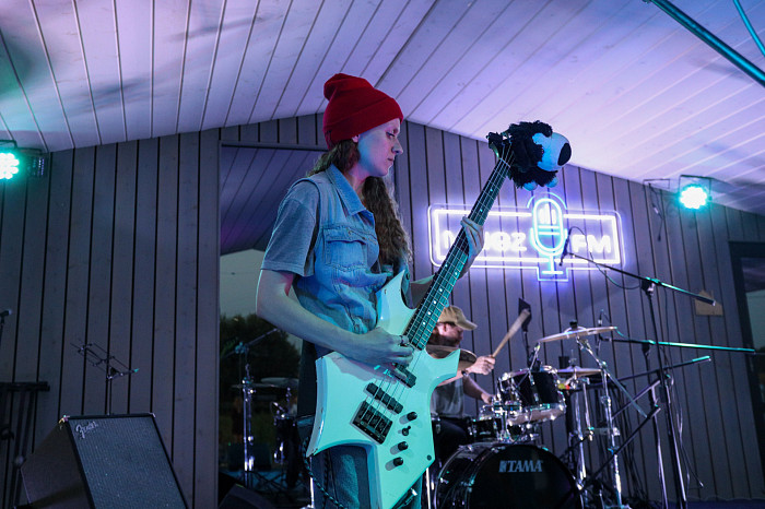 Фоторепортаж: как проходит MaxiCamp от радио Maximum и ГК Медиа Траст