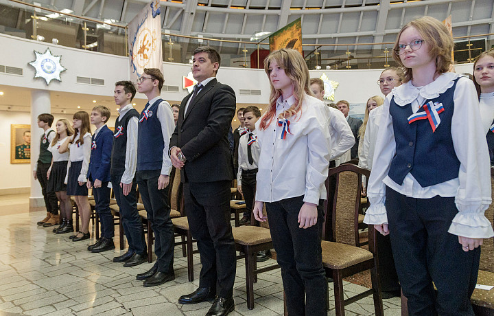 В преддверии Дня Конституции юные туляки получили паспорта