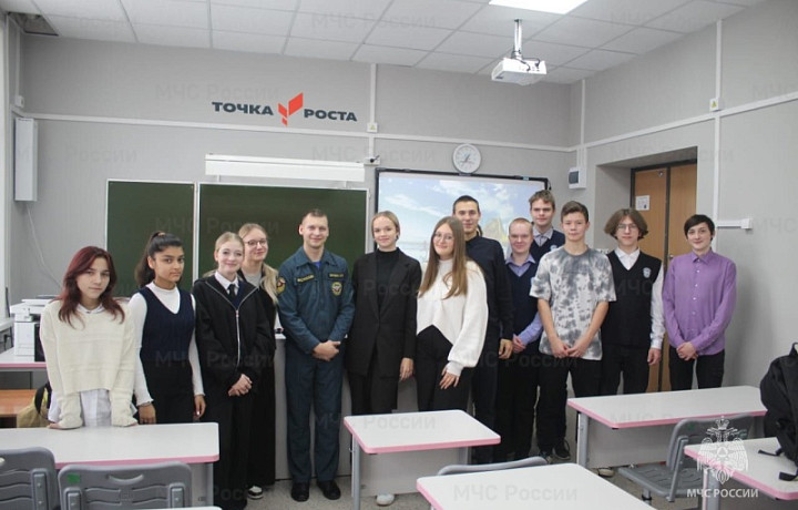 Болоховским школьникам рассказали о профессии спасателя