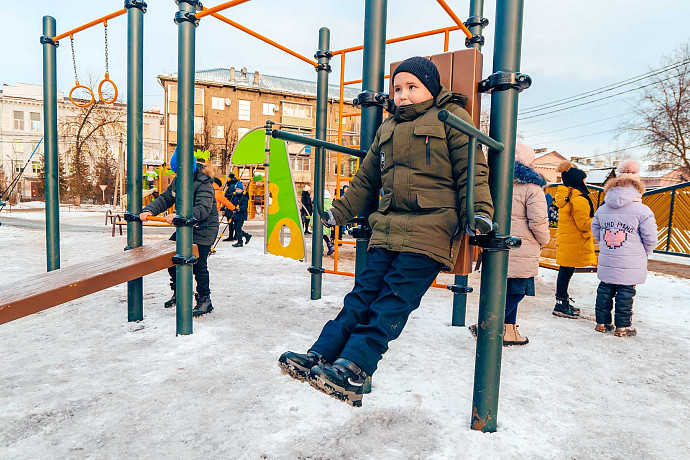 В Ясногорске открыли новую площадку для детского отдыха и занятий спортом