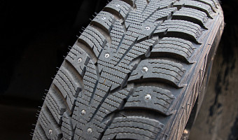 Автодор призвал водителей не торопиться со сменой зимней резины на летнюю