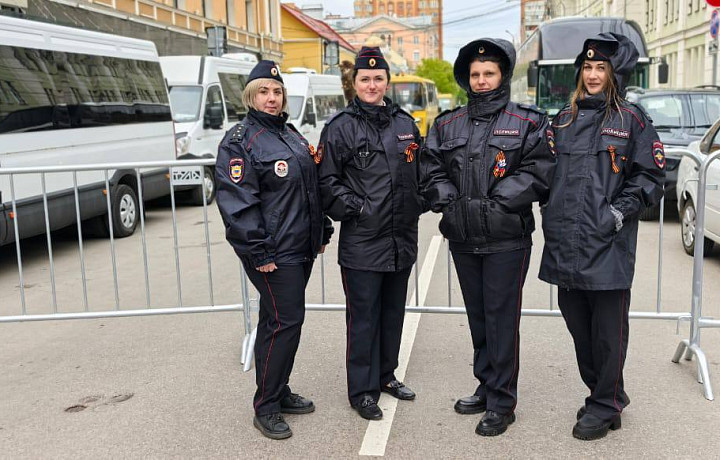 Тульские полицейские обеспечили охрану общественного порядка 9 мая