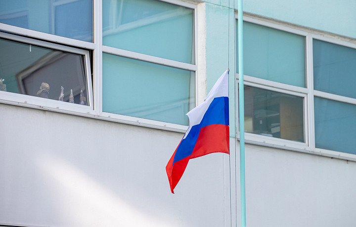 Минпросвещения РФ опубликовало список композиций, которые заменят школьные звонки в ноябре