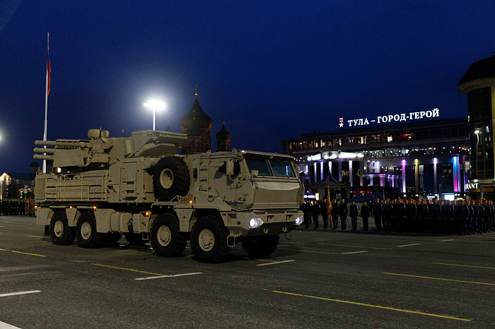 Первая репетиция Парада Победы прошла на площади Ленина в Туле