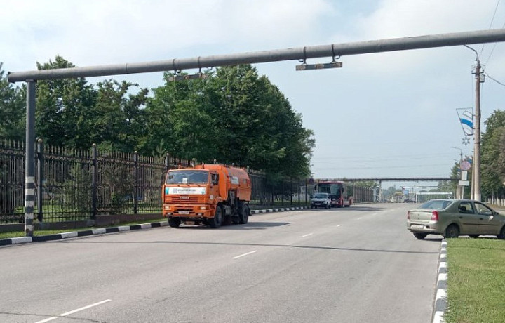 За сутки с улиц Тулы убрали 72 кубометра смета