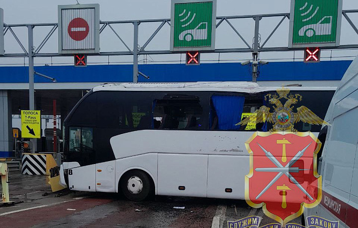 МВД сообщило о более 30 пострадавших в ДТП с автобусом «Луганск – Москва» под Тулой