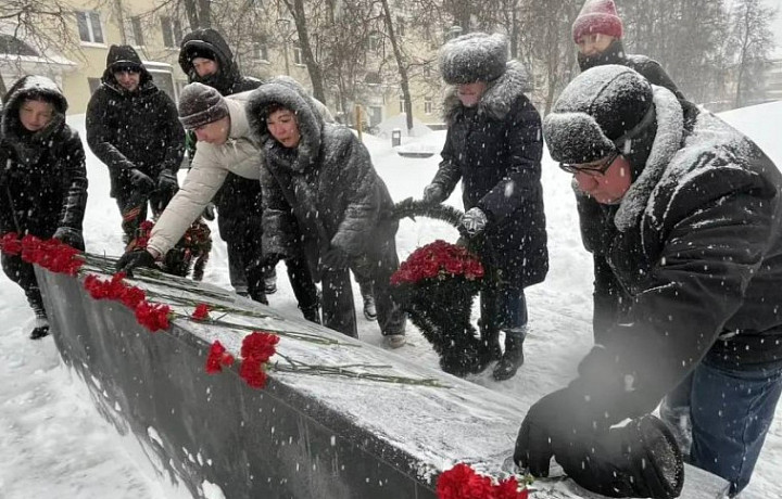 Туляки почтили память погибших защитников Отечества