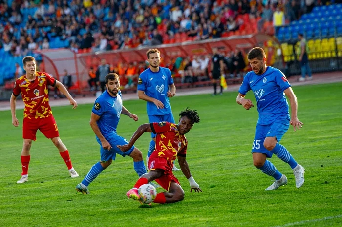 Матч «Арсенала» с махачкалинским «Динамо» завершился со счетом 0:0