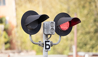 Прокуратура выявила нарушения после схода поезда на перегоне Товарково–Жданка