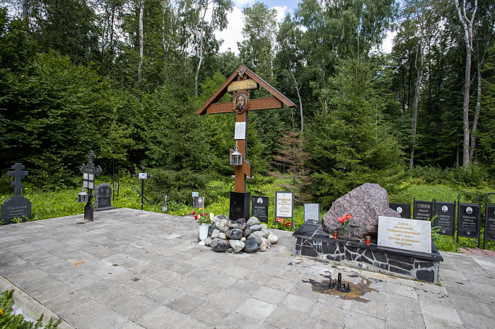 Фоторепортаж из Тесницого леса: как выглядит расстрельный полигон под Тулой