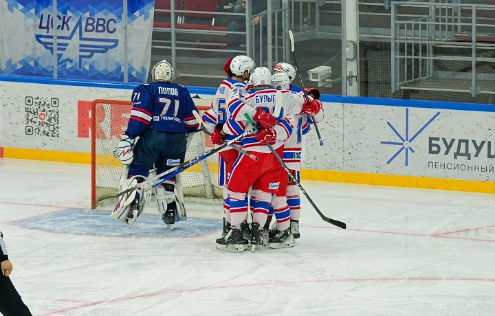 АКМ провёл 300-й матч в ВХЛ и победил ЦСК ВВС