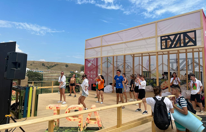 Делегация Тульской области отправилась на фестиваль «Таврида-АРТ»