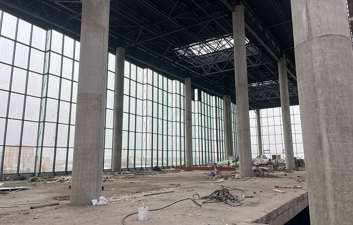 Опубликовано видео со стройплощадки первого в России аквапарка на шестом этаже, который появится в Туле