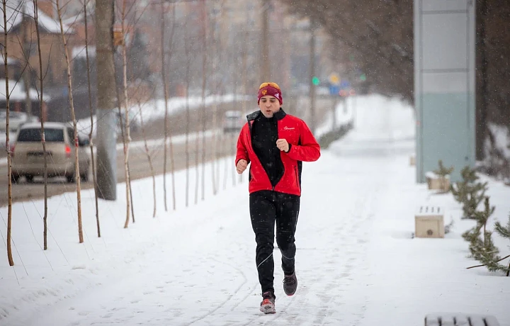 Похмельные атлеты: почему нельзя идти в спортзал после пьянки и есть ли безопасные упражнения, чтобы хоть чуть отойти?