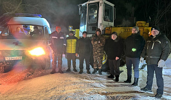 «Стоял по грудь в снегу, а вокруг – глухая пустота»: поисковики «ЛизаАлерт» спасли замерзающего мужчину в поле под Ясногорском