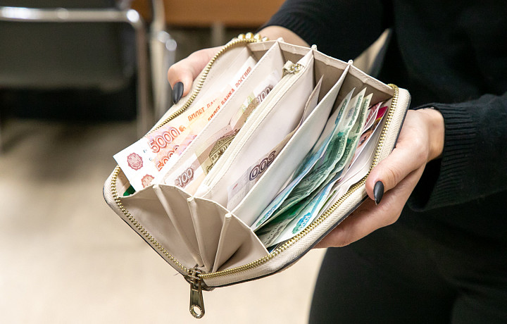 Жителям Тульской области предлагают вакансии с зарплатой до 400 тысяч рублей