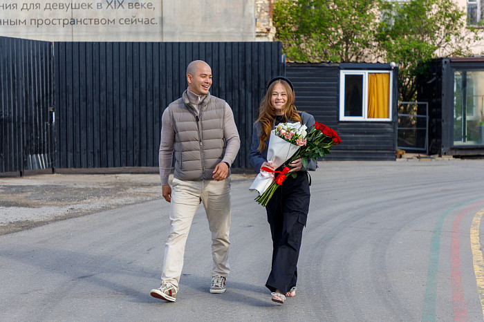 Финал второго сезона «Холостяк.FM»: Евгений Махиня встретился с победительницей проекта