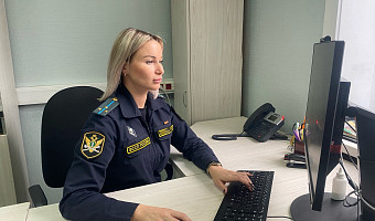 Приставы взыскали с туляка уголовный штраф за угрозы полицейским