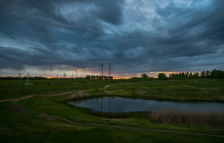 В Тульской области объявлено метеопредупреждение из-за грозы