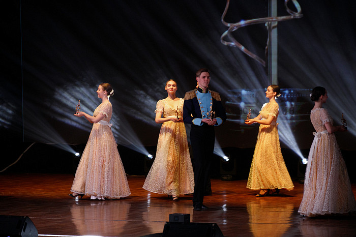 Звезды в Туле: открытие фестиваля военного кино – как это было