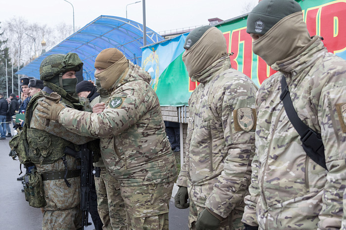 7 ноября в Тульской области проводили на СВО второй отряд мобилизованных: фоторепортаж