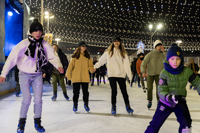 В Туле открылся Губернский каток: фоторепортаж