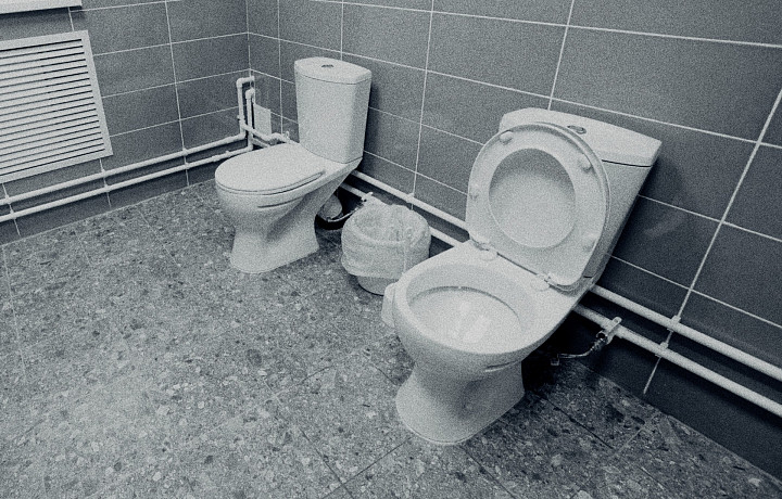 Жаловалась на боли в животе и жидкий стул, а потом родила в туалете: в Тульском психоневрологическом интернате не заметили беременность пациентки