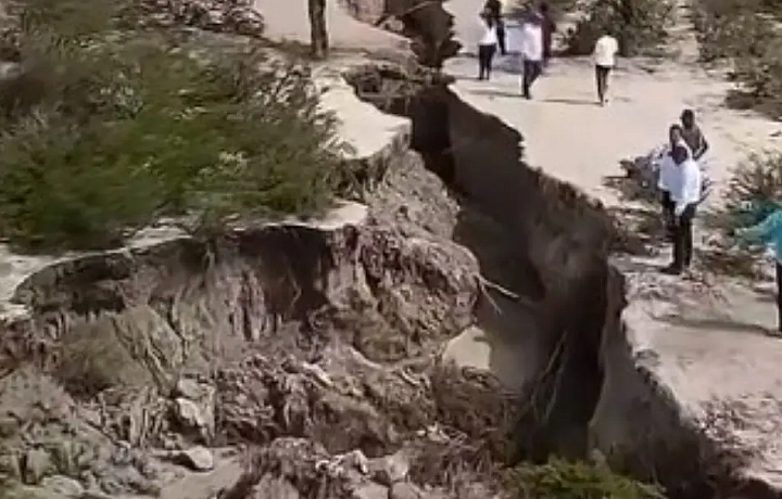 В мексиканской Туле появилась трещина в земле