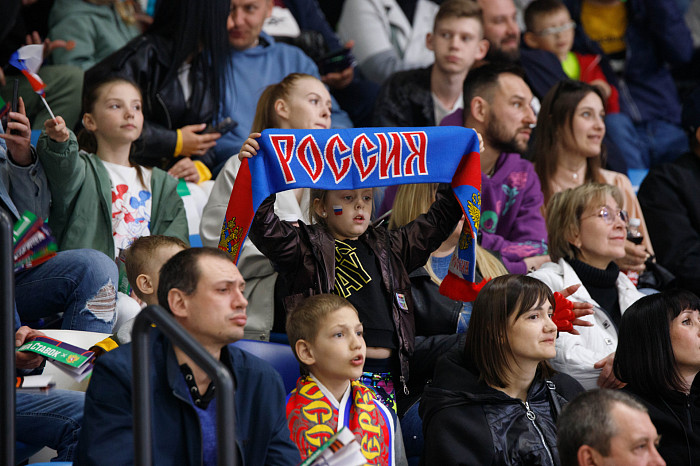 Фоторепортаж: как прошел матч между национальными сборными России и Беларуси