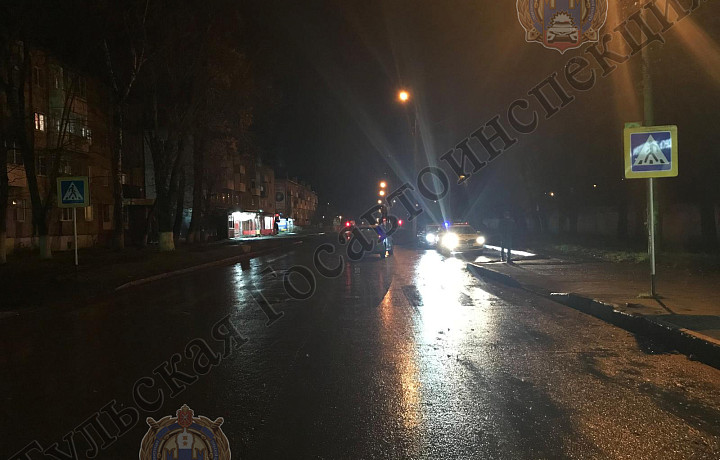 В Новомосковске мужчина на Mazda СХ-5 сбил 16-летнюю девушку