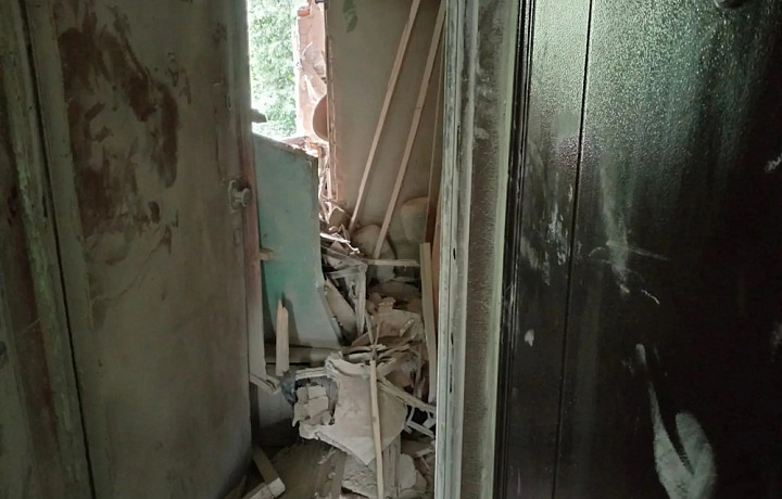 Пять жильцов пострадавшей от БПЛА многоэтажки в Щёкине разместили в ПВР