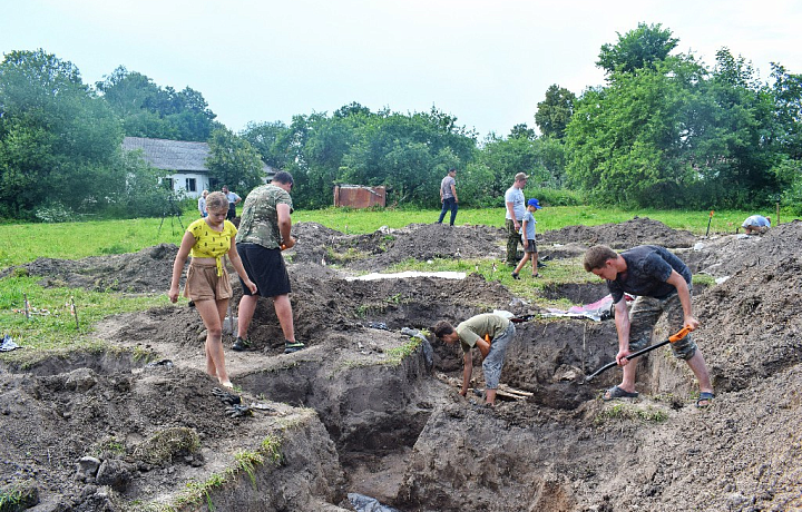 В Чекалине завершилась «Вахта памяти»