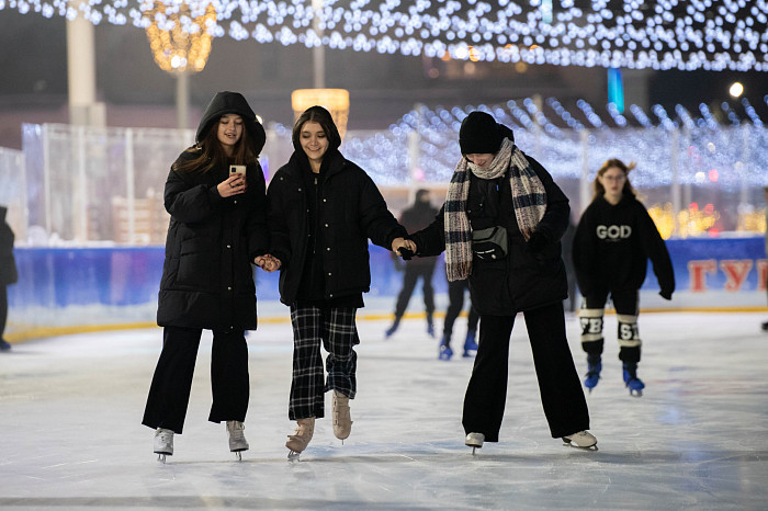В Туле открылся Губернский каток: фоторепортаж
