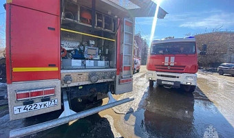 За сутки тульские спасатели потушили два техногенных пожара