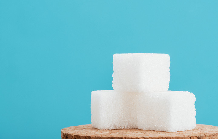 Эксперты рассказали, вызывает ли сахар диабет