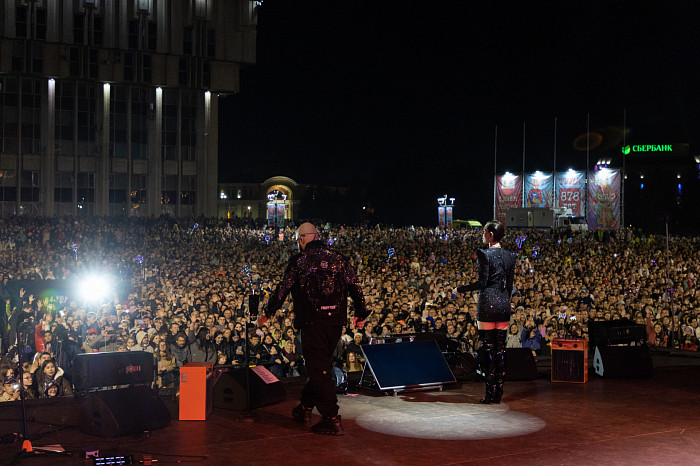 Фоторепортаж с выступления Artik & Asti на День города в Туле