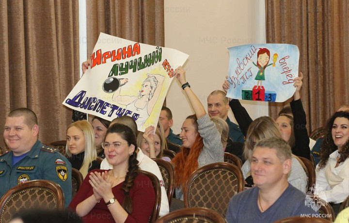 В Тульской области определили лучших диспетчеров МЧС