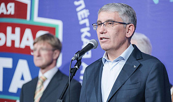Дмитрий Миляев дал старт всероссийским соревнованиям «Школьная лига легкой атлетики» в Туле