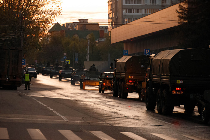 Фоторепортаж: в Туле прошла вторая репетиция Парада Победы