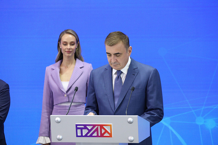 Почти 51,5 млрд рублей инвестиций и сотни новых рабочих мест. Каким был для Тульской области второй день ПМЭФ